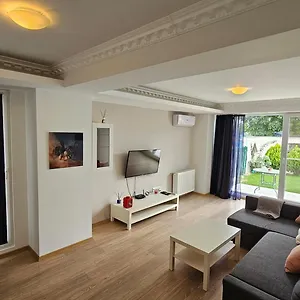 Airport Bea Apartament